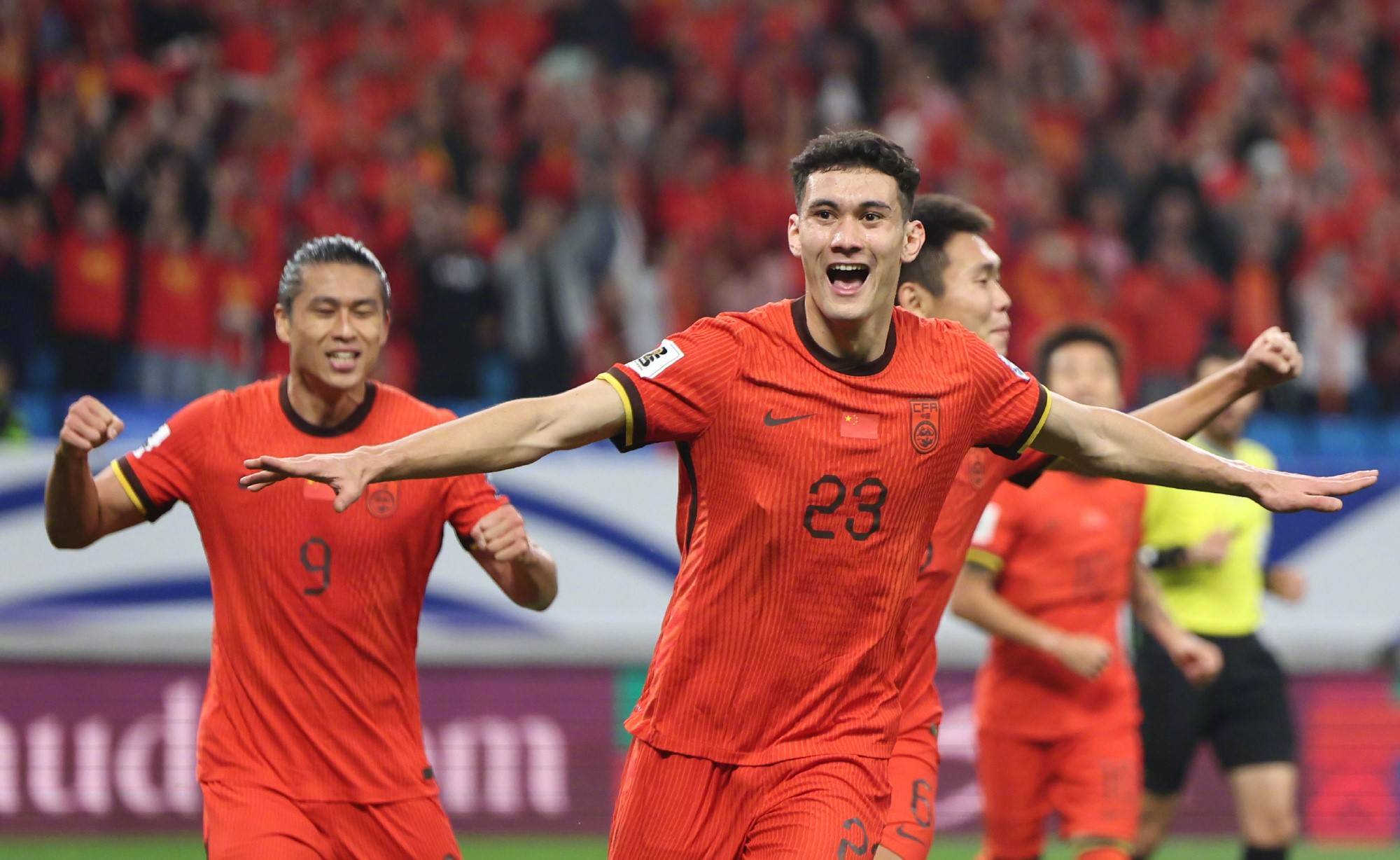 国际足球比赛中,中国队表现出色 国际足球比赛中,中国队表现出色