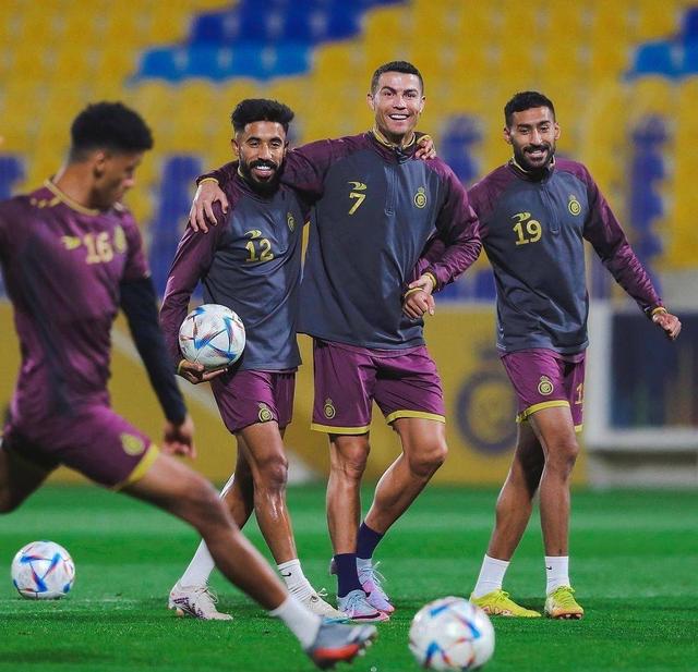 挑战欧洲豪门,势如破竹向胜利迈进的简单介绍 挑战欧洲豪门,势如破竹向胜利迈进的简单介绍