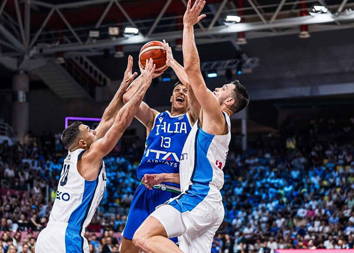 熊猫直播官网-热火血洗意大利男篮，克莱制霸全场的简单介绍