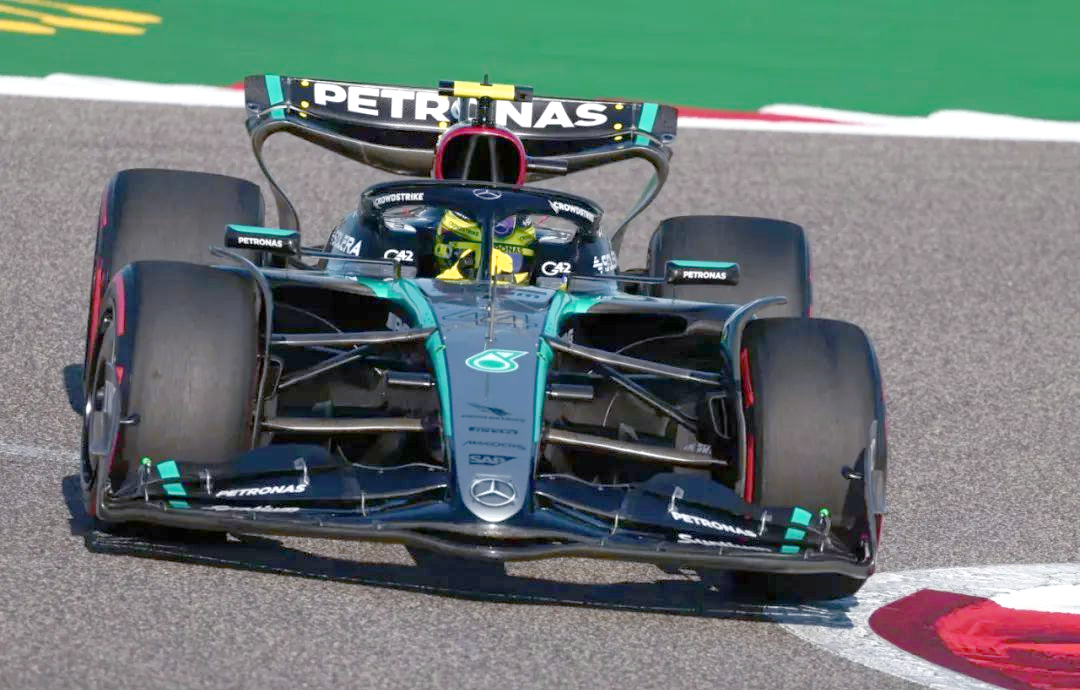 包含哈斯车队险胜梅赛德斯,汉密尔顿扛起全队的词条 包含哈斯车队险胜梅赛德斯,汉密尔顿扛起全队的词条